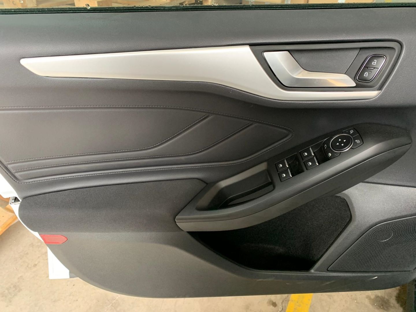 FORD FOCUS 2019+ PANEL KAPLAMA KALIN MODEL - SILVER (ABS)