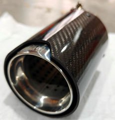 Akrapoviç egzoz ucu parlak karbon bmw m logolu 90mm