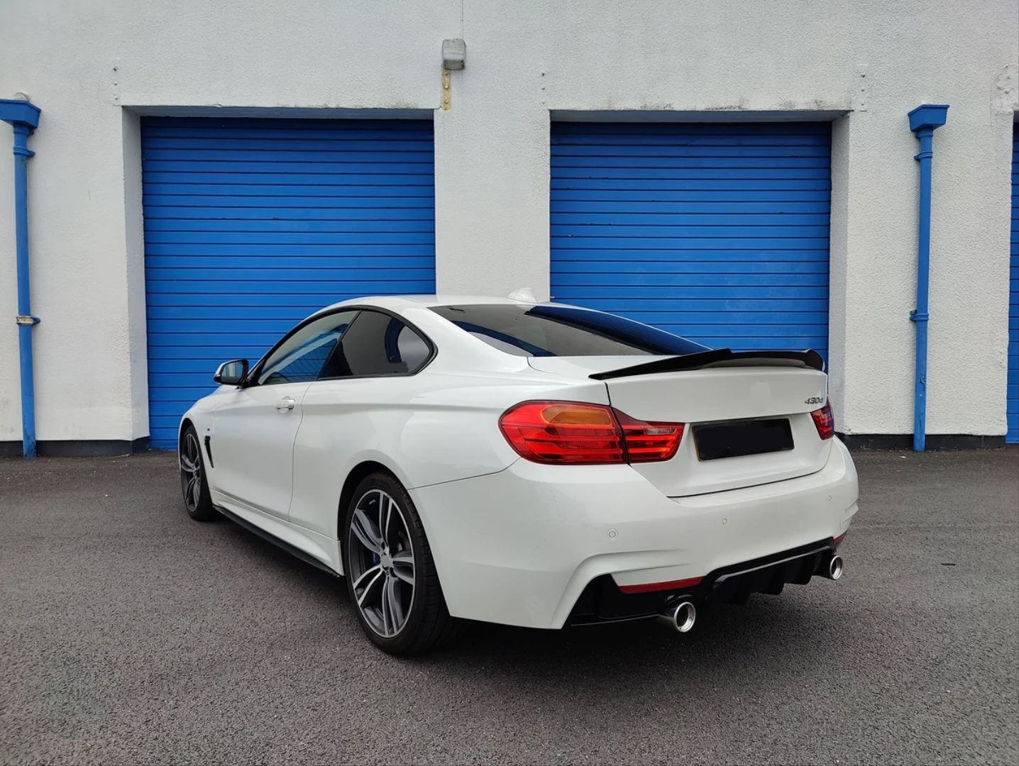 Bmw f32 m4 bagaj üstü spoiler pianoblack