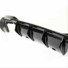 VOLKSWAGEN GOLF 8  ''R''  DİFÜZÖR (PİANO BLACK) - 4 EGZOZ  (Life,Style,İmpression Paket için)