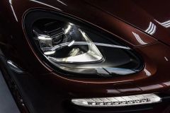 Porsche cayenne ön far lambası 2018 facelift görünüm 2011 / 2014