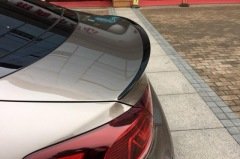 Vw passat cc bagaj üstü spoiler pianoblack boyalı