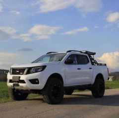 Nissan navara nismo ön panjur ızgara siyah 2016+