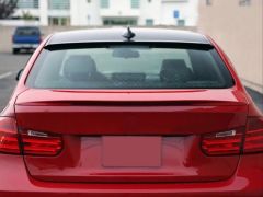 Bmw F30 cam üstü spoiler -piano black