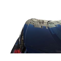 Mercedes w213 bagaj üstü spoiler boyasız