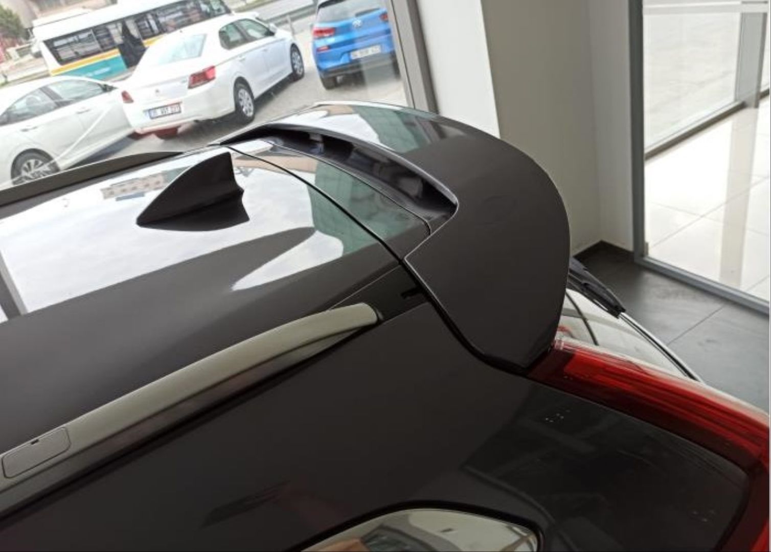 Honda crv uyumlu bagaj üstü spoiler 2018+ boyasız