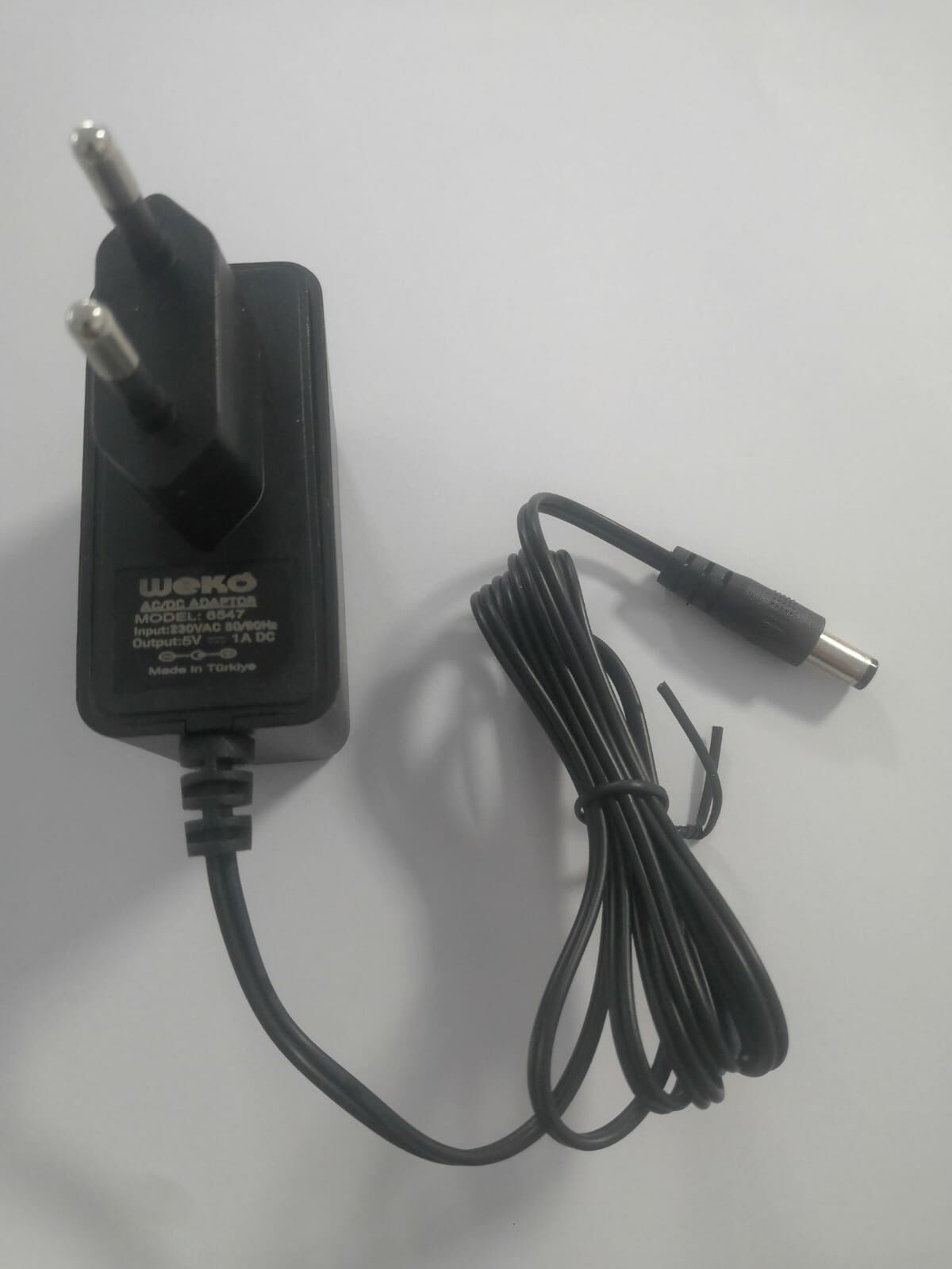 5 Volt 1 Amper 5.5*2.5 Uçlu Plastik Kasa Priz Tip Adaptör