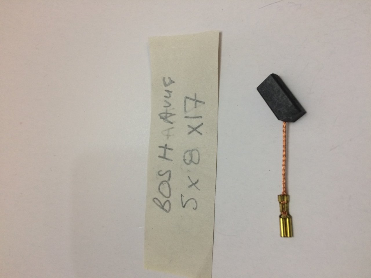elektrik kömürü 5*8*17 BOSCH AVUÇ AŞLAMA