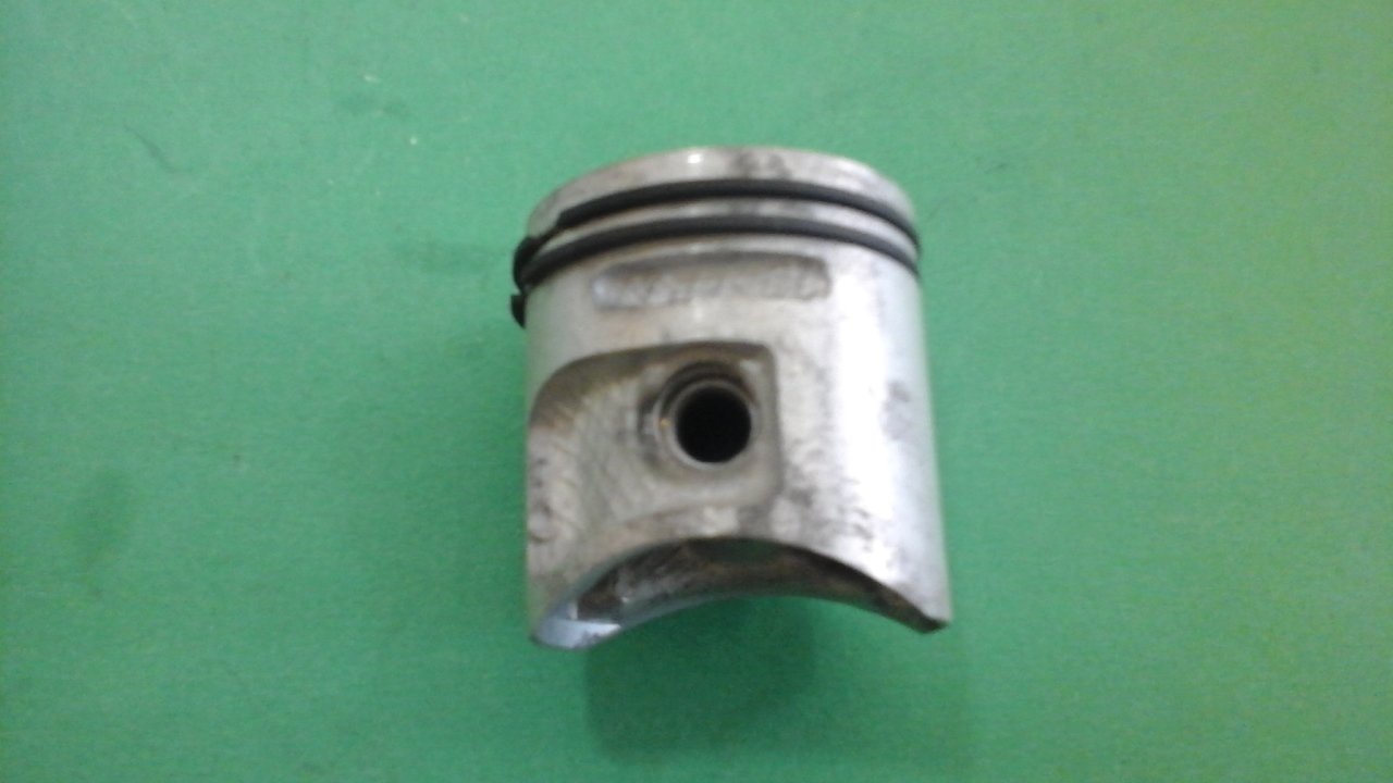 piston 545RX