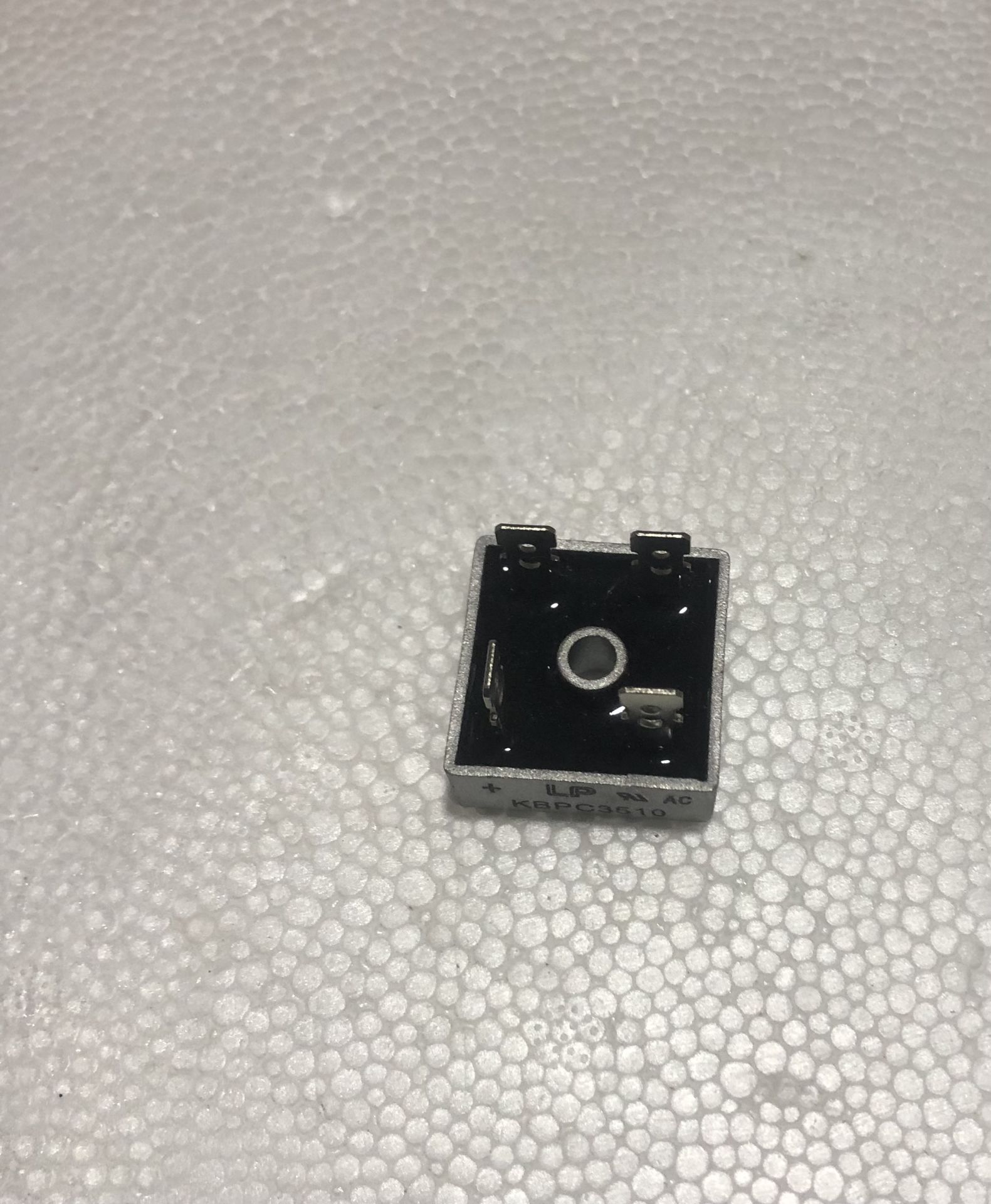 kondansotör 12 volt 1500 3500 pa700
