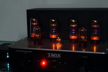 Taga Harmony TTA-500 Class AB Vacuum Tube Integrated Stereo Amplifier