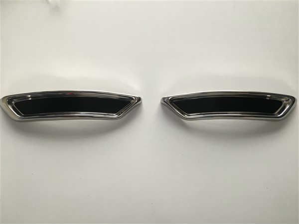 VW PASSAT RIGHT AND LEFT VIEW EXHAUST TIP