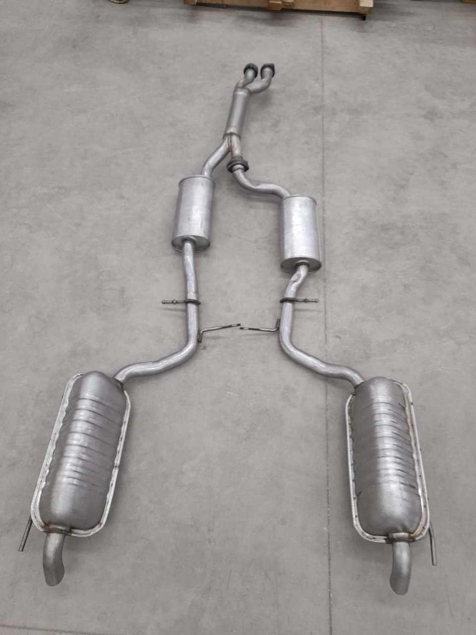 MERCEDES W220 HECKAUSPUFF 3,2 V6 5,0 V8