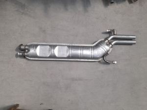 BMW E28 MIDDLE EXHAUST 5.28İ - 628CSİ (1981 -87)