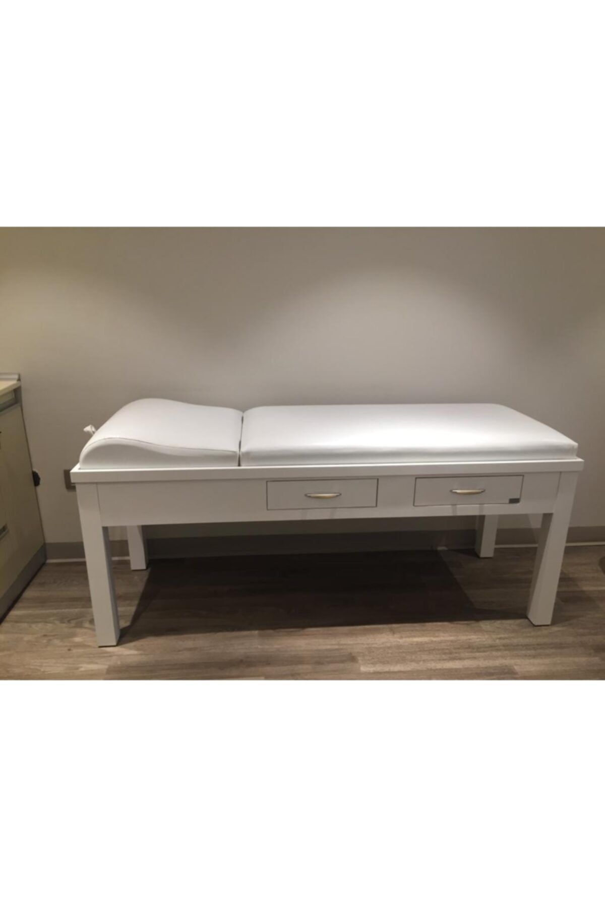 Ahşap Yatak Beyaz Si̇yah Kirmizi Gri̇ Mavi̇ Yeşi̇l