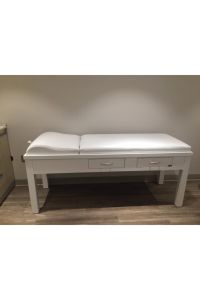 Ahşap Yatak Beyaz Si̇yah Kirmizi Gri̇ Mavi̇ Yeşi̇l