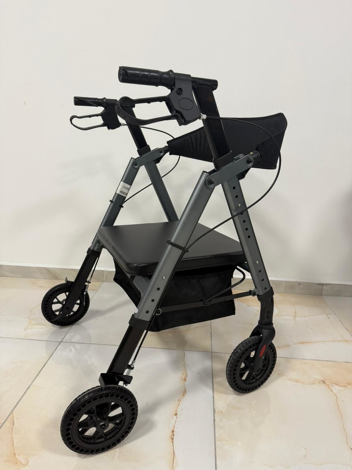 Dm-9200 150 kg Taşıma Kapasiteli Alüminyum Obez XXL Rolatör Yürüteç