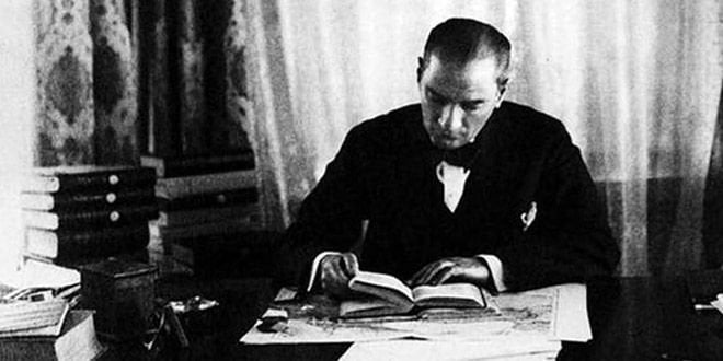 Atatürk ve Kitap Sevgisi