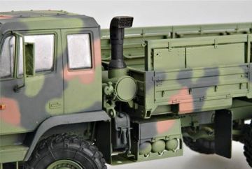 1/35 M1078 Light Med. Tactical Vehicle (LMTV)
