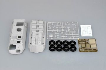 1/35 USMC LAV-AT Light Armored Vehicle Antitank