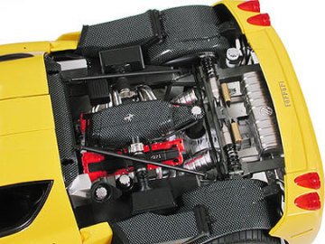 1/24 Enzo Ferrari Giallo Modena