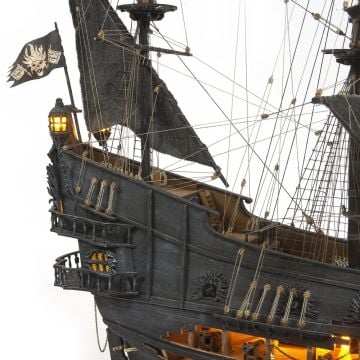 1/50 The Flying Dutchman