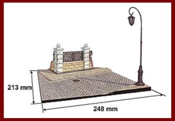 1/35 Street with Park Wall