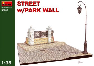 1/35 Street with Park Wall