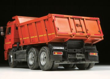 1/35 Kamaz 65116 Dump Truck