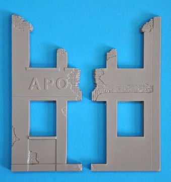 1/35 German Pharmacy Ruin