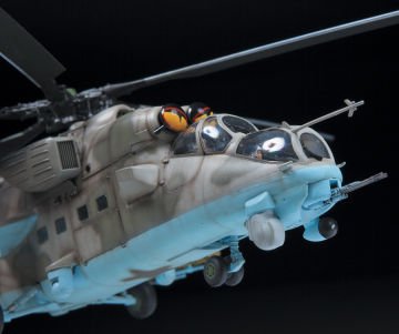 1/48 MIL MI-35 M Hınd E