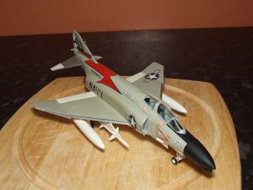 1/72 F-4 Phantom  DML NO:04013
