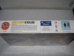 1/12 007 JAMES BOND & ODDJOB 04402