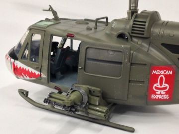 1/18 UH-1 Huey C-174 th Ass.Heli.Company Shark H.M