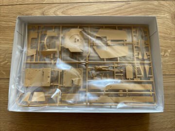 1/48 Nashorn