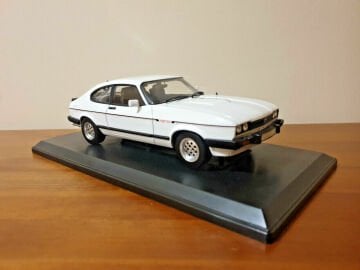 1/18 Ford Capri Norev 1982