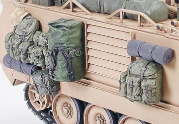 U.S. M113A2 Desert Ver.