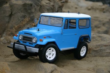 1/10 Landcruiser 40 (CC-01) ESC ve Işık Setli (KİT)