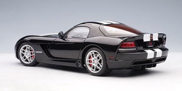 1/18 2006 Dodge Viper SRT-10 Coupe Reissue