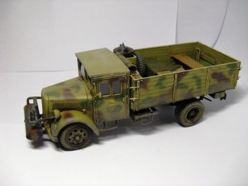 1/35 Medium 3 Ton Truck - Coal Engine NO.6457