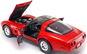 Chevrolet Corvette C3 coupe 1982 - 1/18