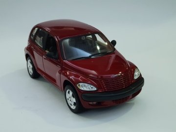CHRYSLER PT Cruiser Red 1/18