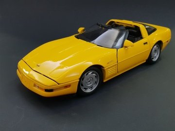 CHEVROLET/CORVETTE ZR-1 SPIDER 1992 1/18