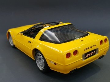 CHEVROLET/CORVETTE ZR-1 SPIDER 1992 1/18