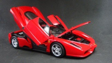 Ferrari Enzo 1/18