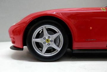 Ferrari 612 Scaglietti  1/18