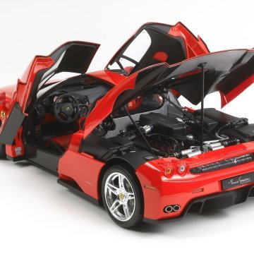 1/12 Enzo Ferrari