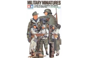 1/35 Ger. Soldiers Field Briefing
