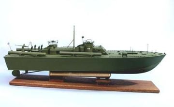 PT-109 Patrol Boat 88,9 cm