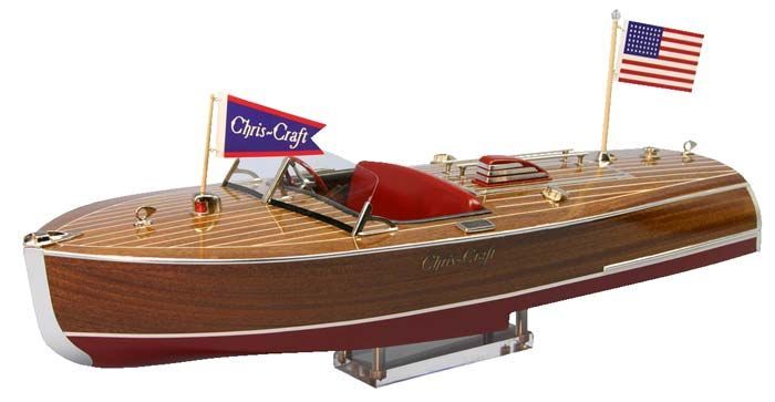 1941 Chris-Craft 16' Hydroplane 61 cm